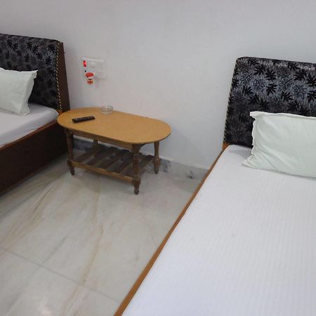 Jyoti Guest House Бодх-Гая Экстерьер фото