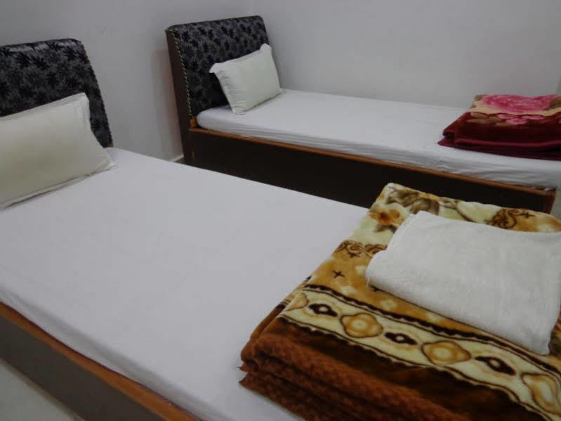 Jyoti Guest House Бодх-Гая Экстерьер фото